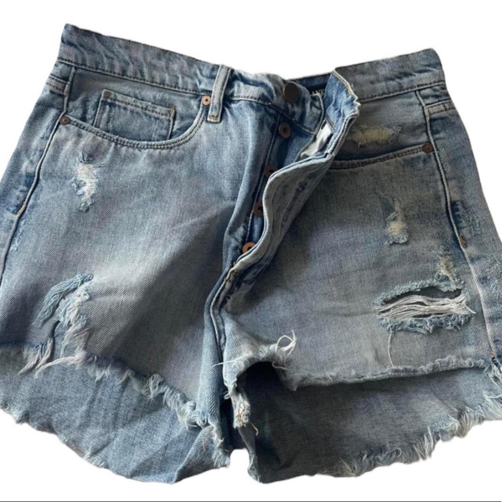 BLANK NYC DENIM SHORTS